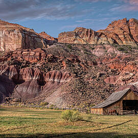 Red Rocks Barn