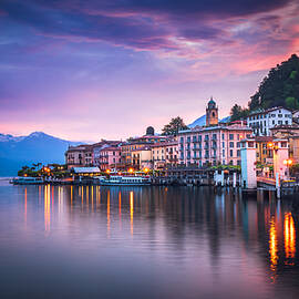 Bellagio Sunrise by Hey Engel